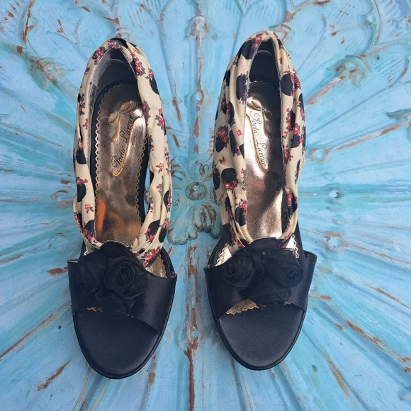 😃Poetic Licence Floral Women's Heels - Picture 2 of 8